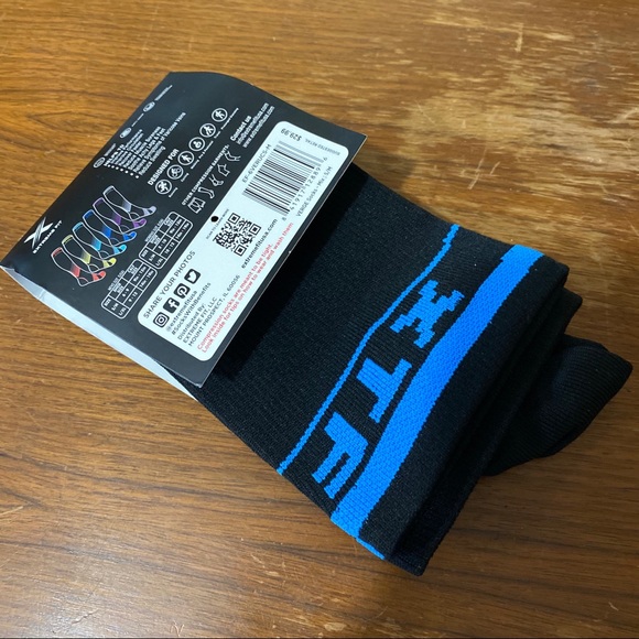 Blue Extreme Fit Compression Socks - Picture 3 of 7